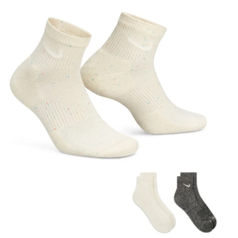 Nike Everyday Plus Cushioned Training Ankle Socks (2 Pairs)